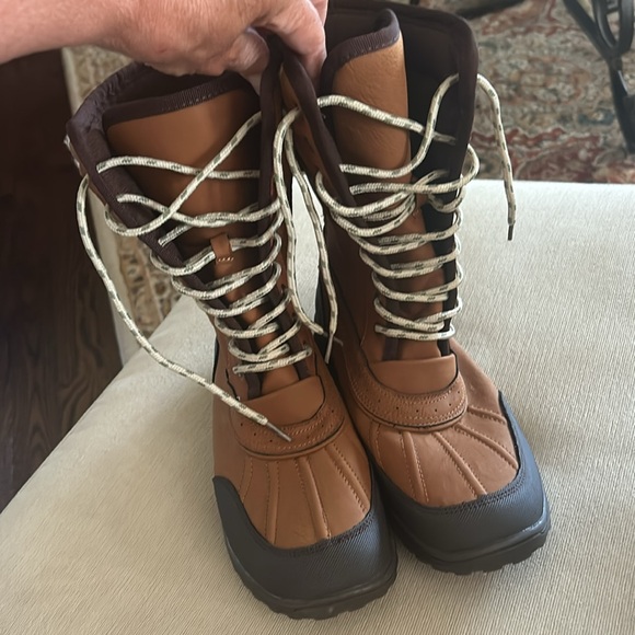 US POLO ASSN WINTER BOOTS - Picture 1 of 4